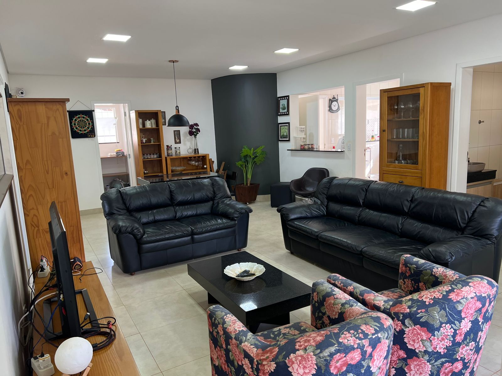 WhatsApp Image 2025-05-09 at 16.04.03