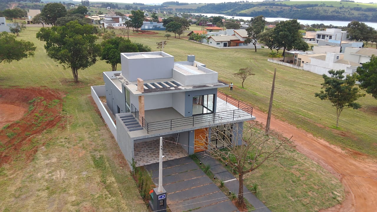 WhatsApp Image 2025-10-17 at 16.20.36 (1)